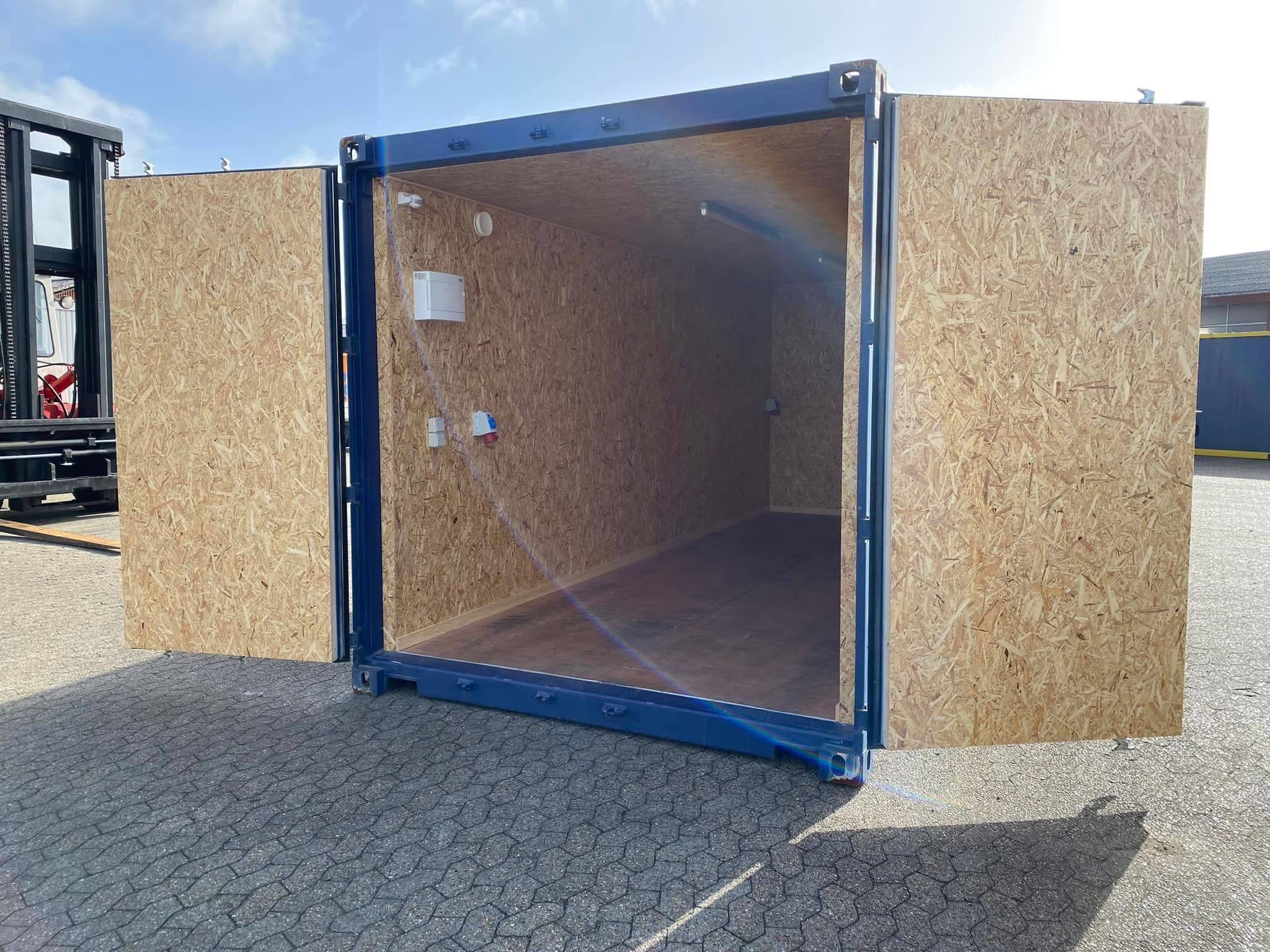 20 fots isolerad container blå åben dør intérieur