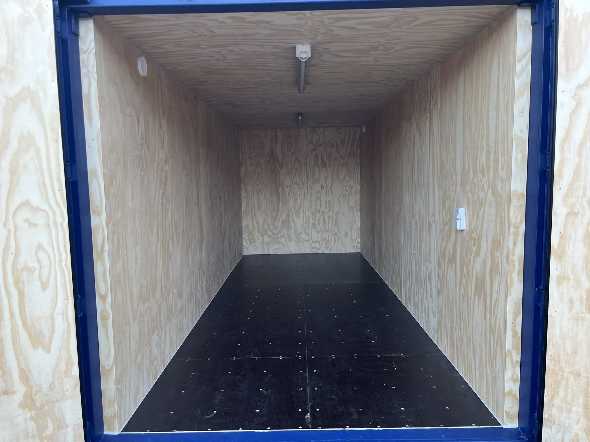 20 fots isolerad container blå marine intérieur profondeur