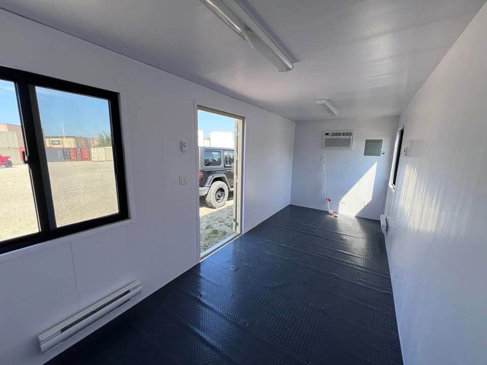 20 fots beige kontorcontainer intérieur bred