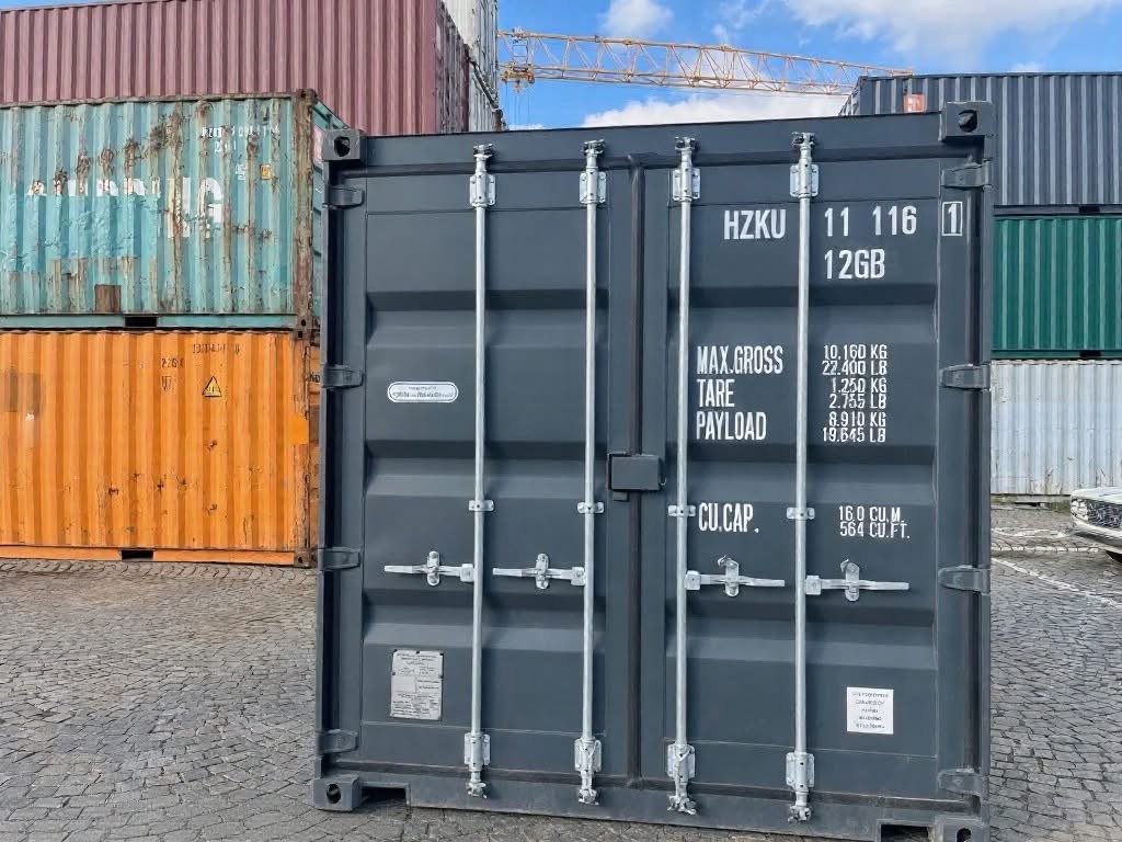 10 fots container facade