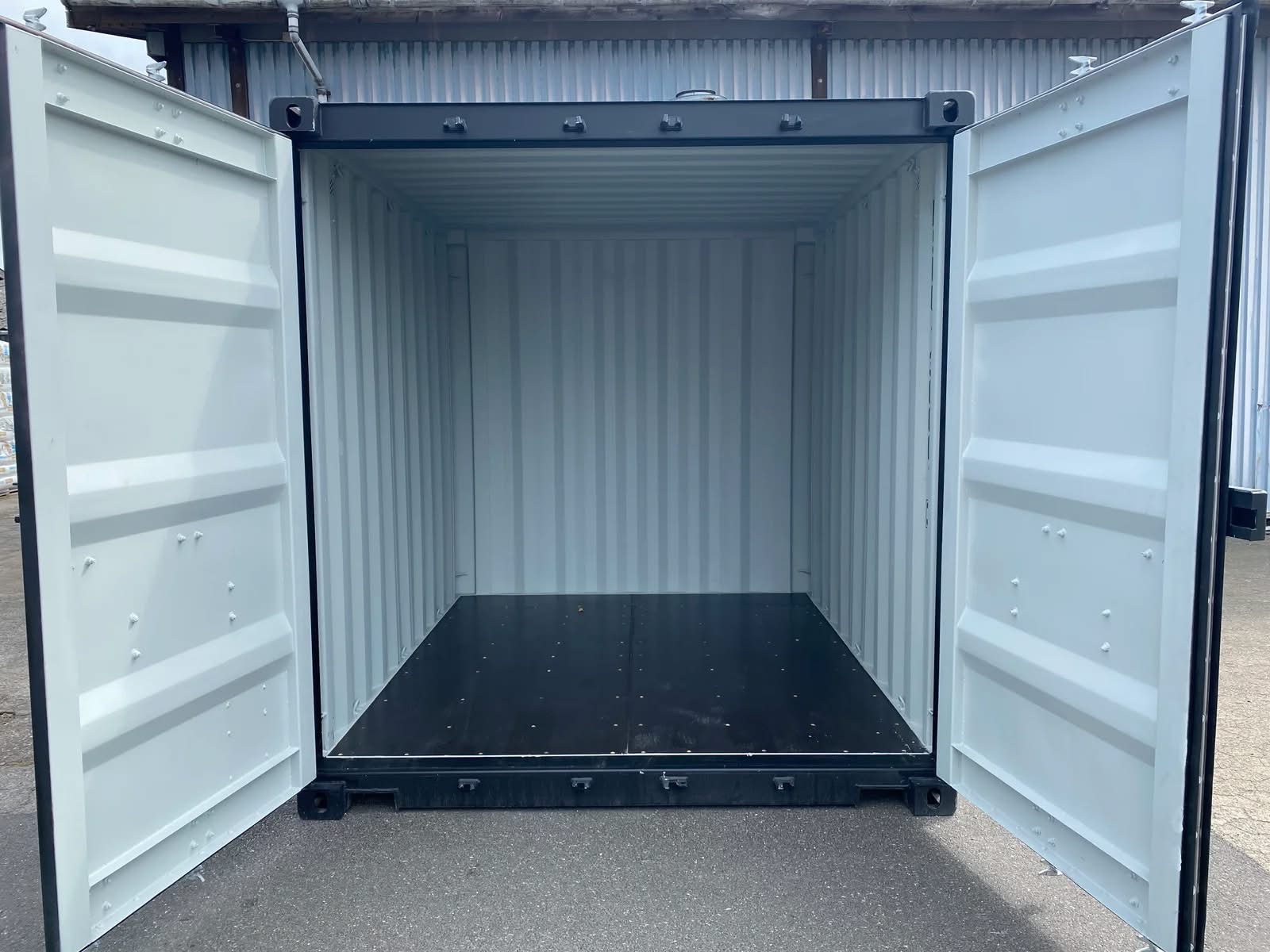 10 fots container sort åben dør